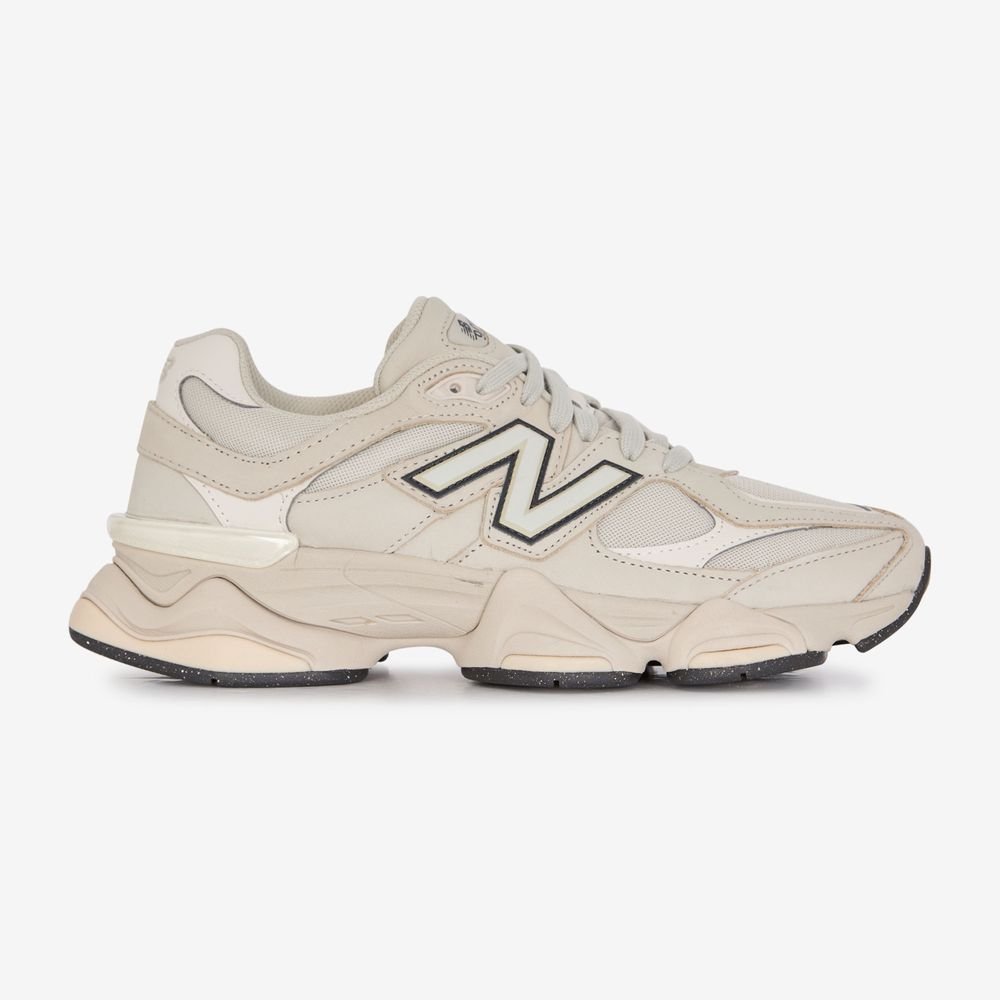 NEW BALANCE 9060 -40%!