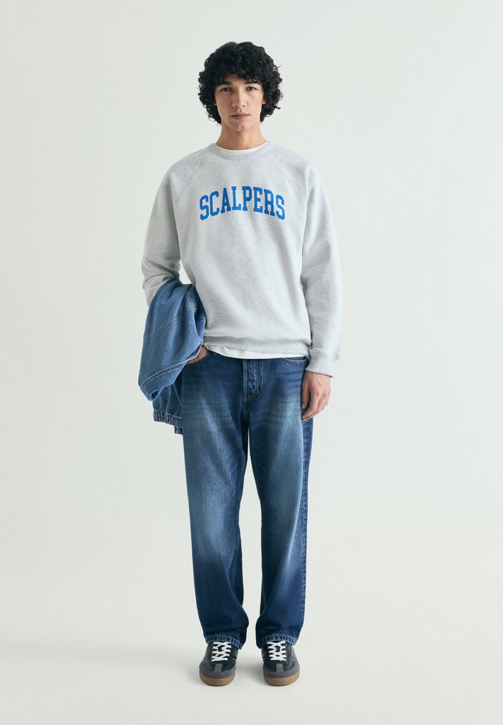 Sudadera estampada a precio regalo