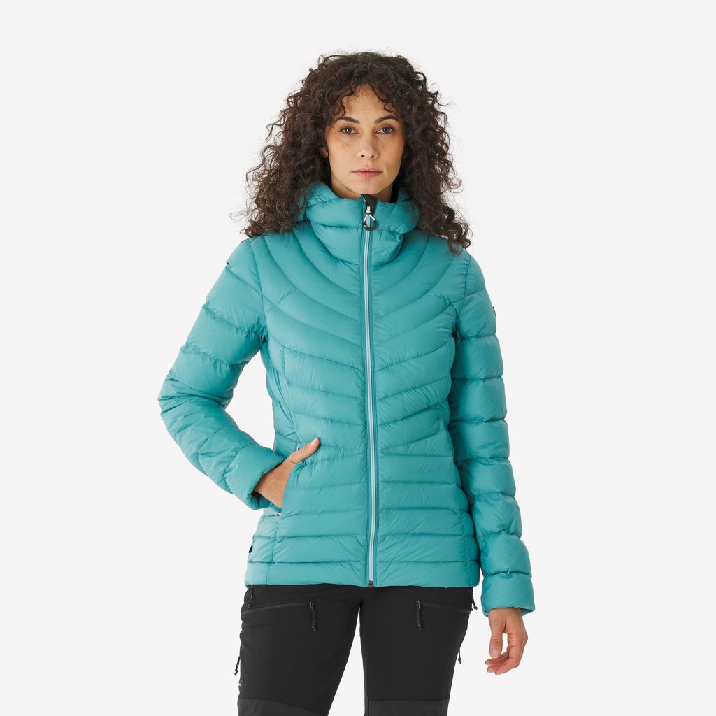 Chaqueta Forclaz MT500 para mujer: abrigo de montaña con capucha