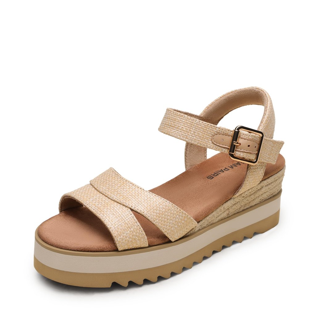 Sandalias de cuña con toque de esparto