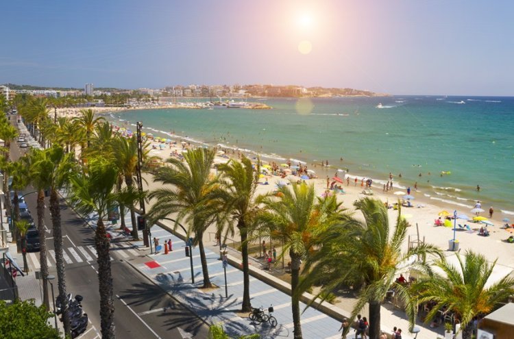 Escapada a Cambrils: 2 noches + desayunos, cenas y vermut