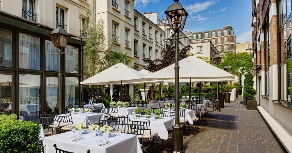 Escapada romántica a París: 2 noches con desayuno en Les Jardins du Marais
