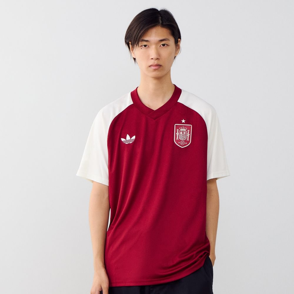 Camiseta Adidas Originales -50%