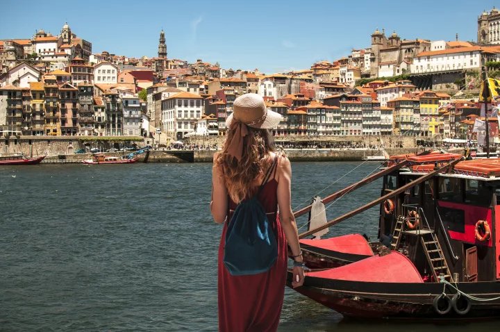 Escapada exprés a Oporto: vuelo directo y noche en mansión histórica