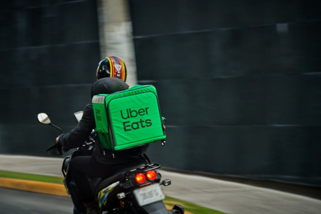 15 € de descuento en tus dos primeros pedidos de Uber Eats