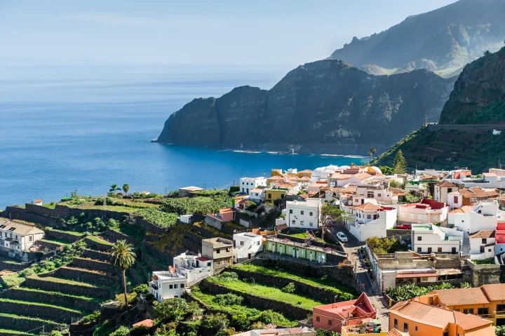 Escapada a Tenerife: 3 noches 4★ y vuelo desde Sevilla