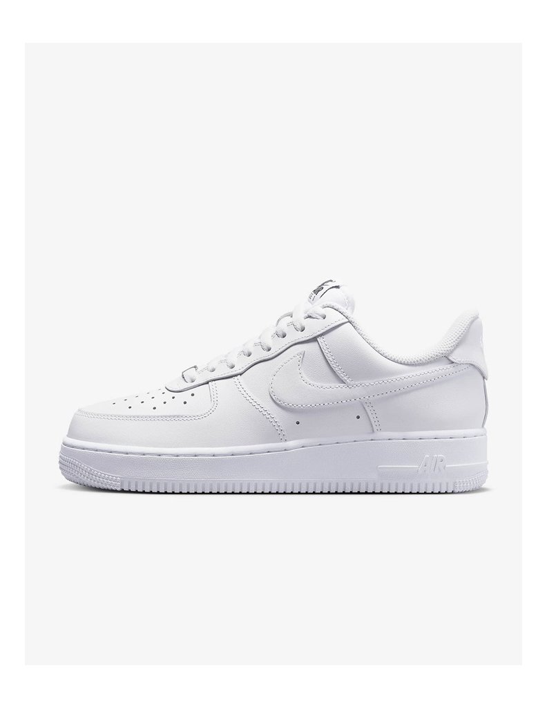 Nike Air Force 1 '07: estilo urbano a mitad de precio
