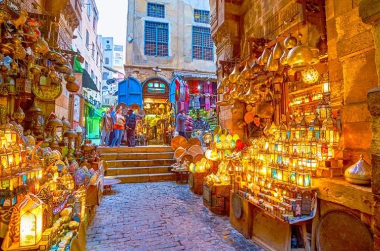 Descubre el Antiguo Egipto: 7 noches con vuelo, crucero y hotel 4★