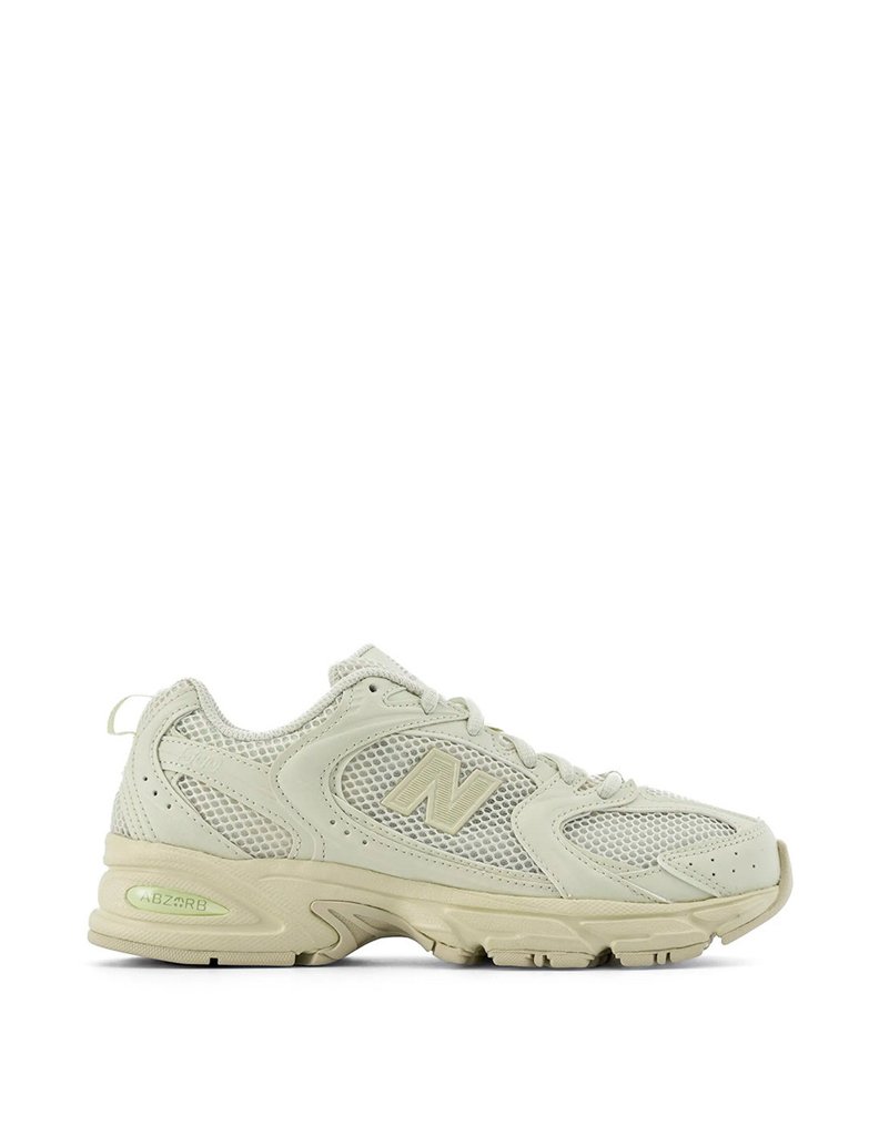 New Balance 530: estilo retro con gran rebaja