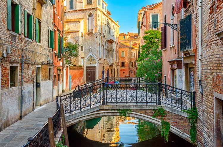 Escapada a Venecia 4 días con vuelo y desayuno incluido