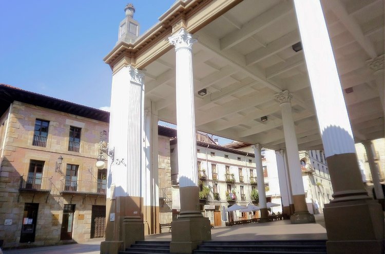 GUIPÚZCOA , Goierri en Hotel de diseño con desayuno. 45€ PP. Hasta Diciembre