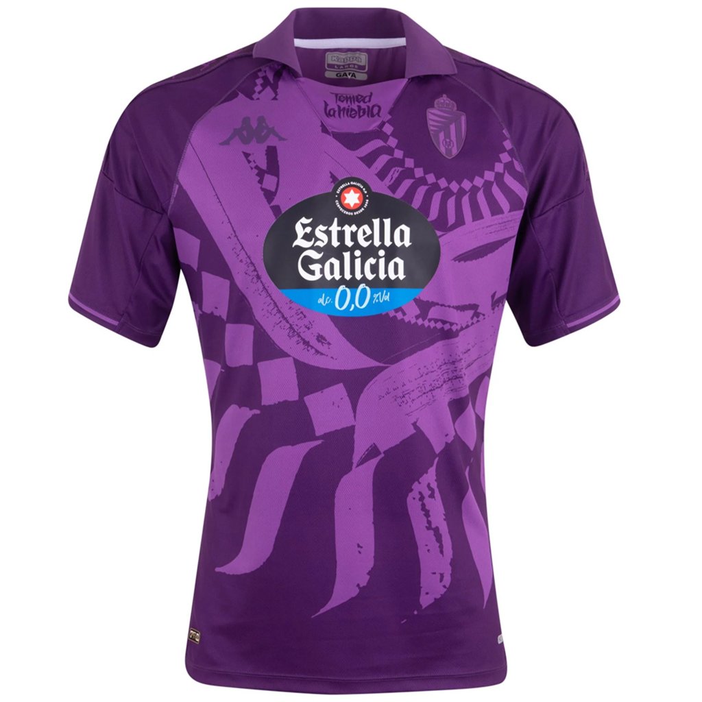 Camiseta oficial del Real Valladolid – estilo y pasión a tu alcance