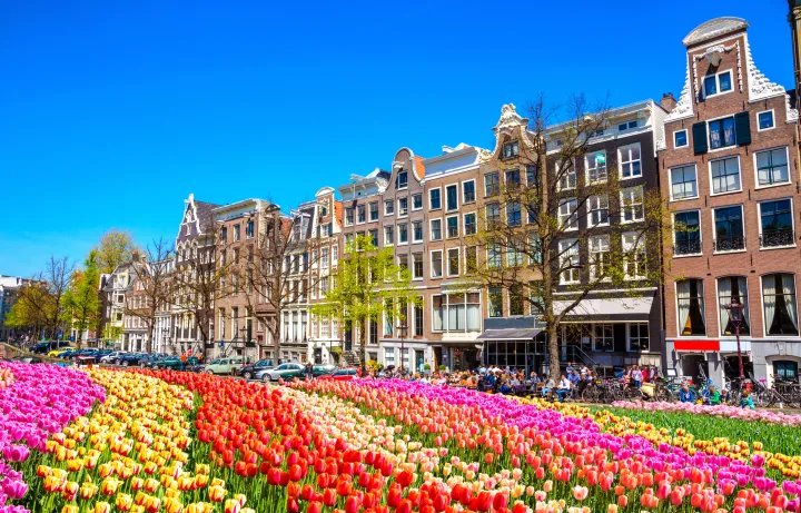 Fin de semana en Ámsterdam: vuelo y hotel 4★