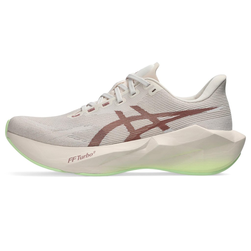 Zapatillas Asics Novablast 6: velocidad y comodidad en cada zancada