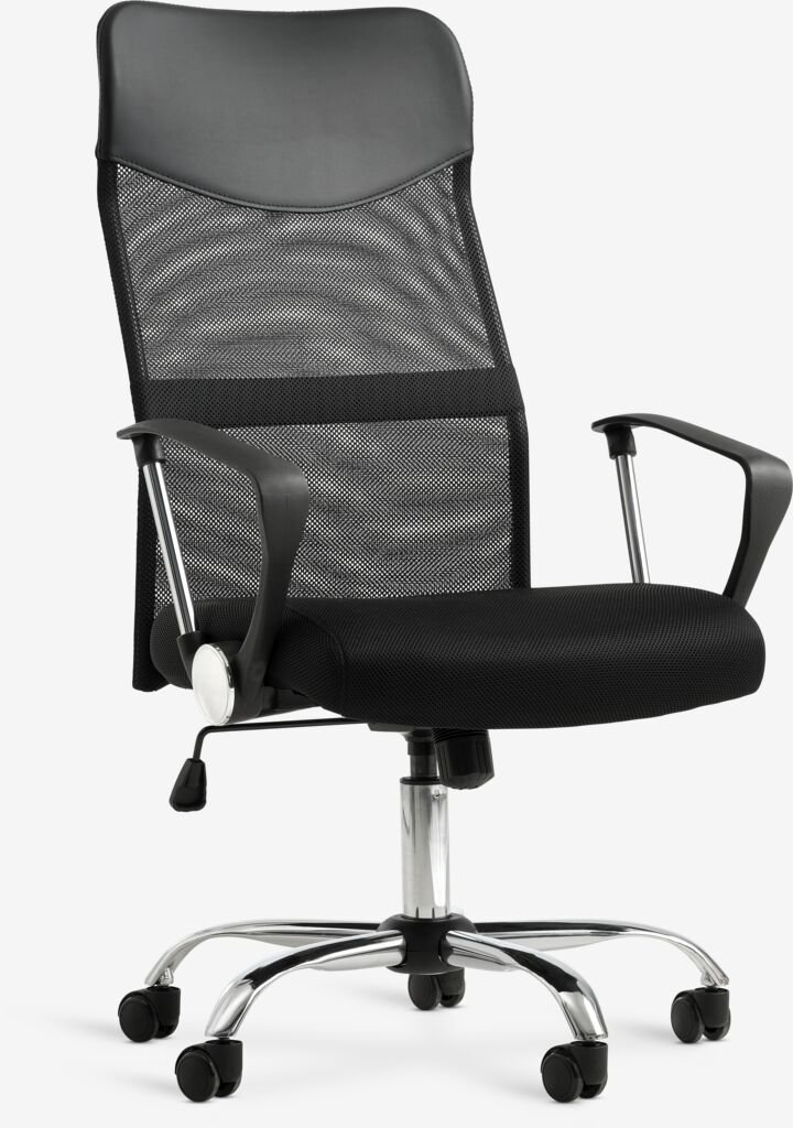 Silla de oficina ergonómica JYSK BILLUM con respaldo de malla por 55€