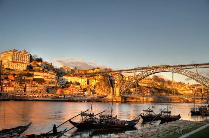 Escapada de 2‑4 noches a Oporto con vuelo incluido