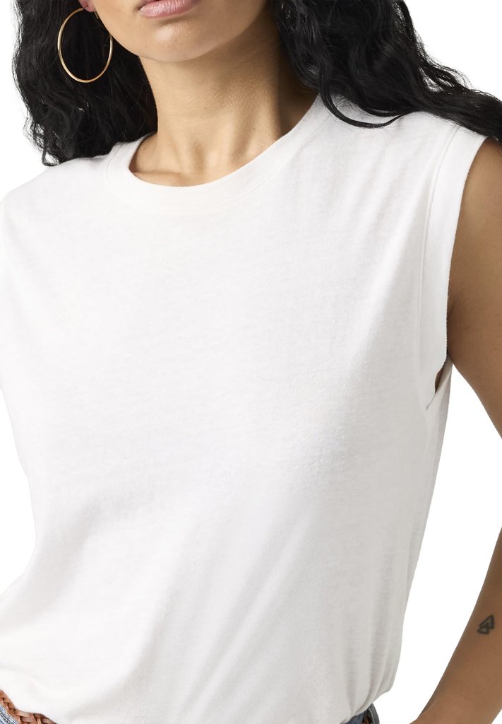 Camiseta Levis mujer -70% de descuento