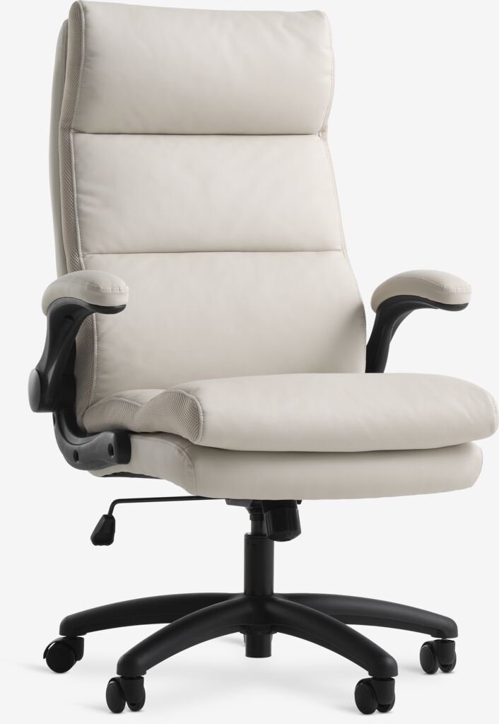 Silla de oficina KASTBJERG en piel sintética beige, ajustable y con basculante