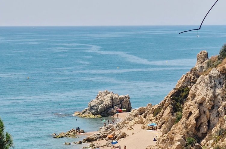 Escapada de fin de verano en Calella: 3* céntrico con todo incluido