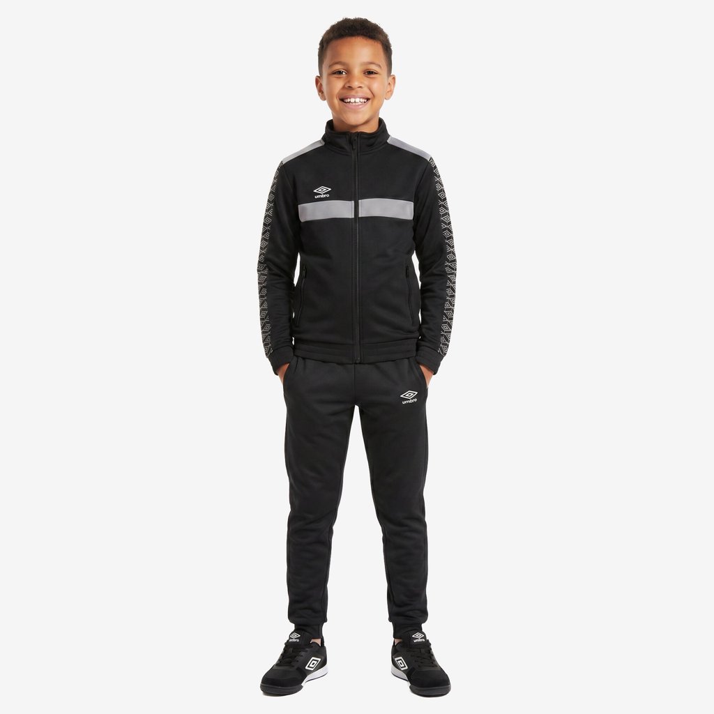 Chándal Umbro para niños, estilo y comodidad al mejor precio
