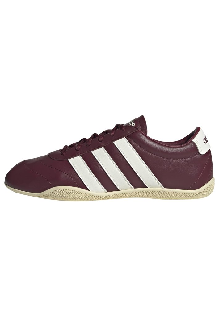 Adidas Grand Court LO (hay tallas hasta la 44)