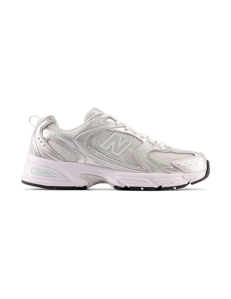 Descubre las New Balance 530: estilo retro a precio imbatible