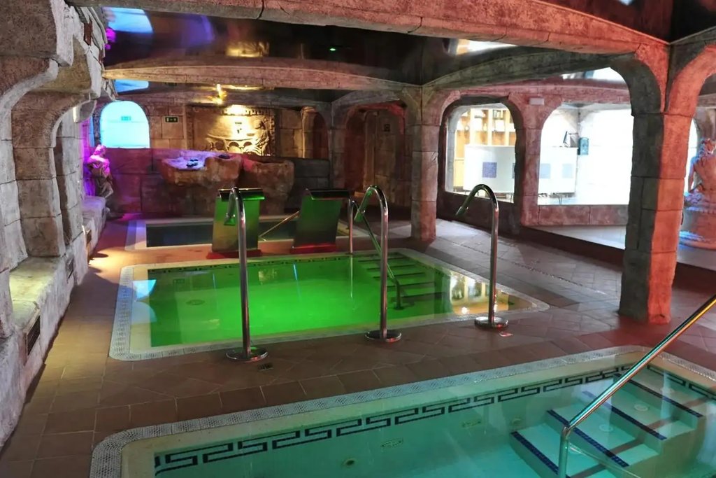 Escapada de 2 noches en La Manga con spa y pensión completa