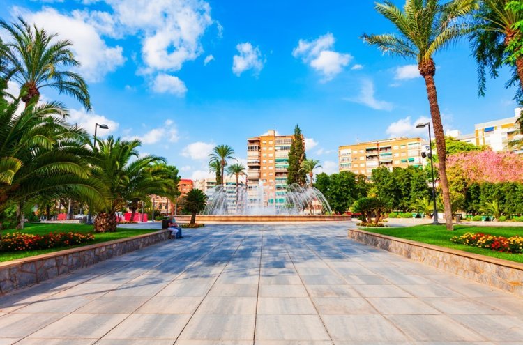 Fin de semana de lujo en DoubleTree Murcia con desayuno y spa ilimitado