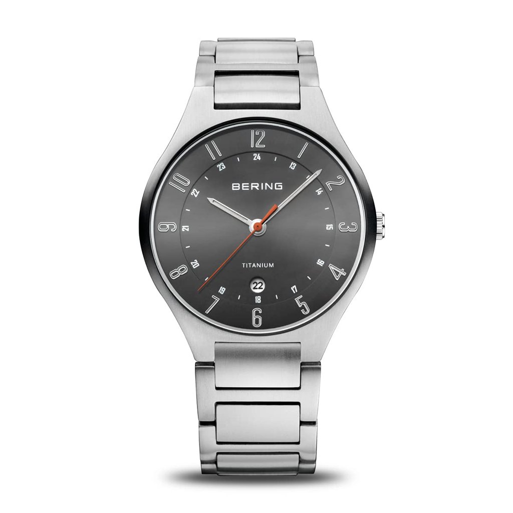 Reloj Bering Titanium: elegancia en titanio con cristal de zafiro