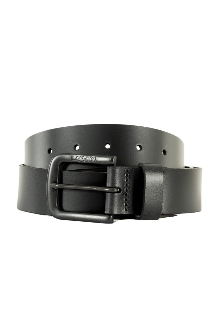 Cinturón Levi’s Seine de metal – estilo y ahorro