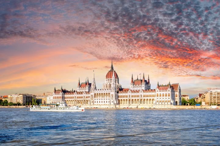 Praga y Budapest al alcance