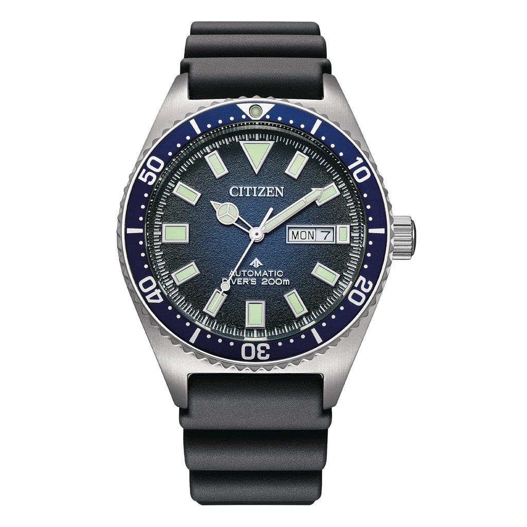 Reloj Citizen Promaster automático con bisel azul y correa de caucho
