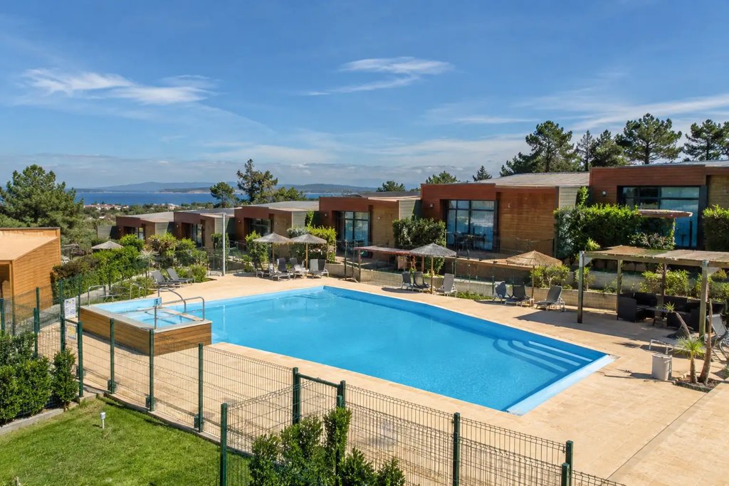 Descubre O Grove: Bungalow con encanto para 6 personas