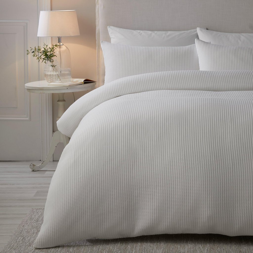 Descansa con estilo: juego de cama Serene Lindly 200x200 cm