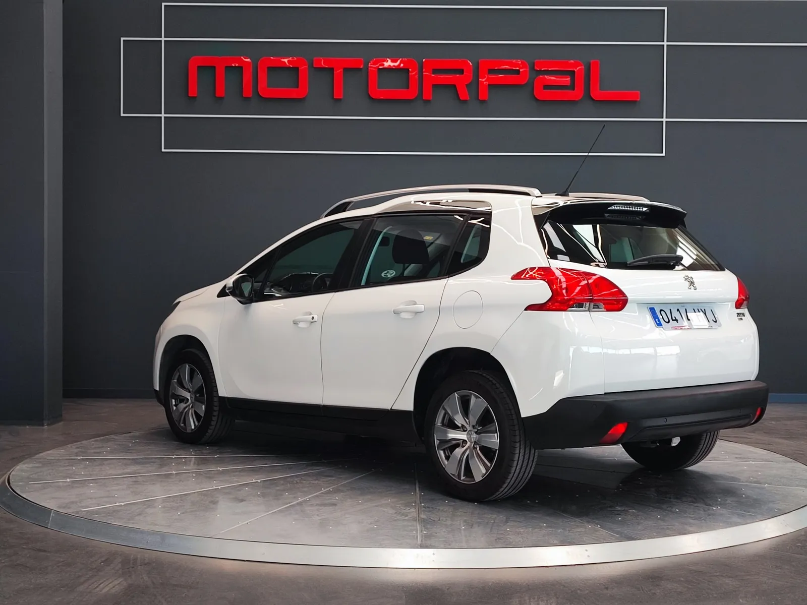 Peugeot 2008 Active 1.6 e-HDi 92, foto 2