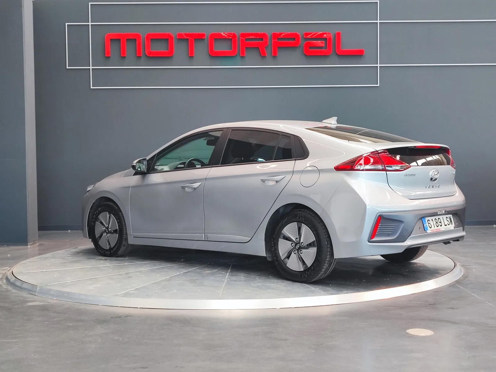 Hyundai IONIQ 1.6 GDI HEV Klass DCT, foto 2