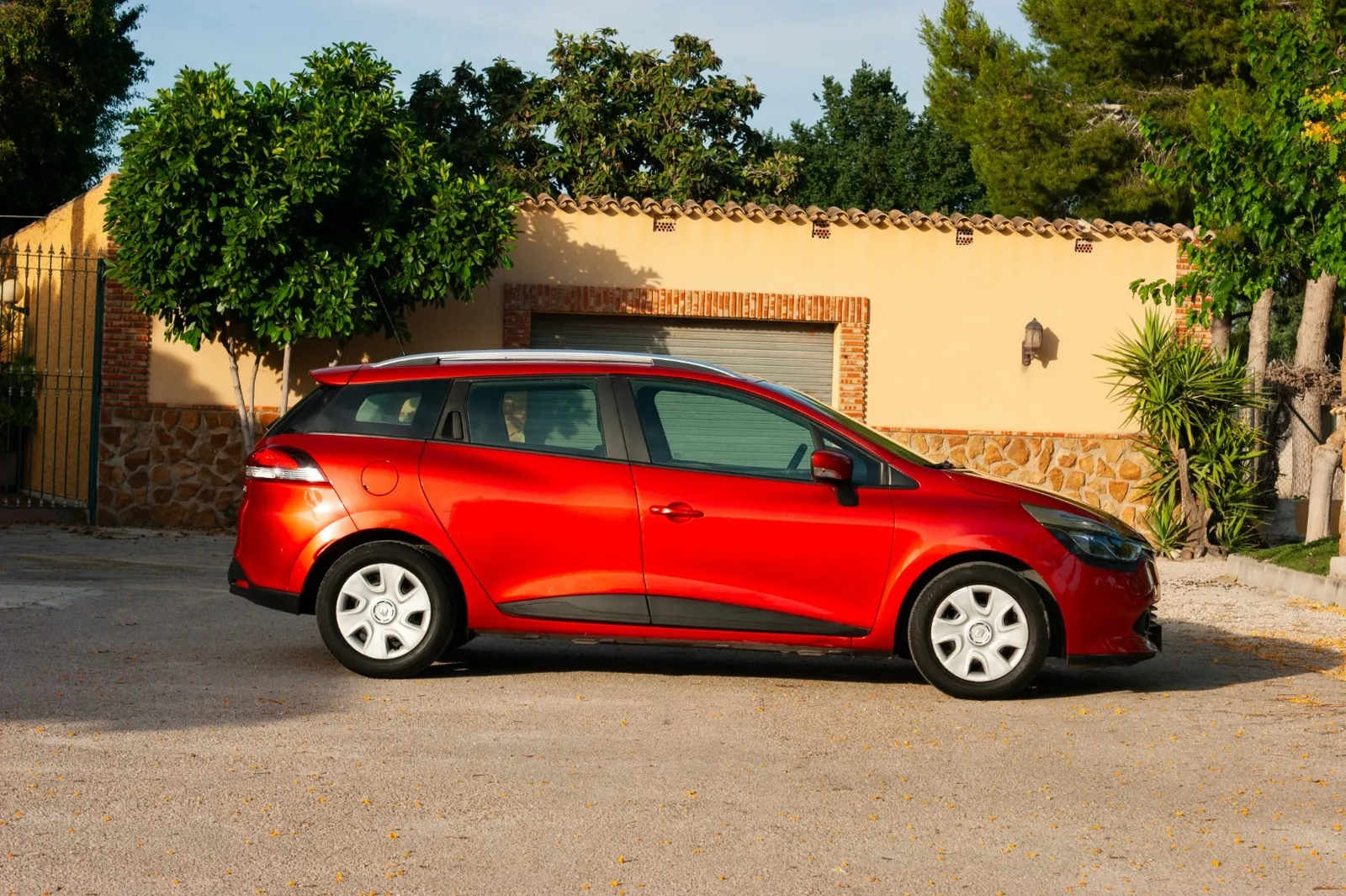 Renault Clio Sport Tourer Authentique dCi 75 eco2, foto 3