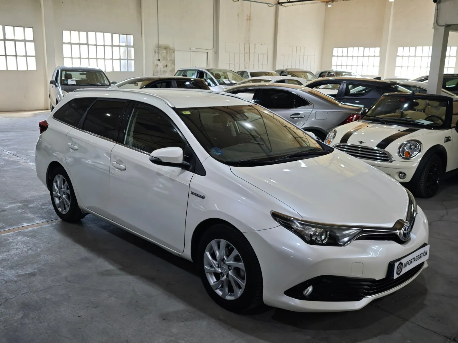 Toyota Auris 1.8 140H Active Touring Sports
