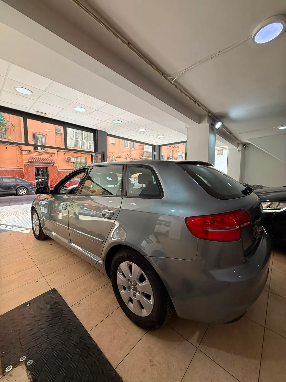 Audi A3 Sportback 1.6 TDI 105cv Attraction, foto 2
