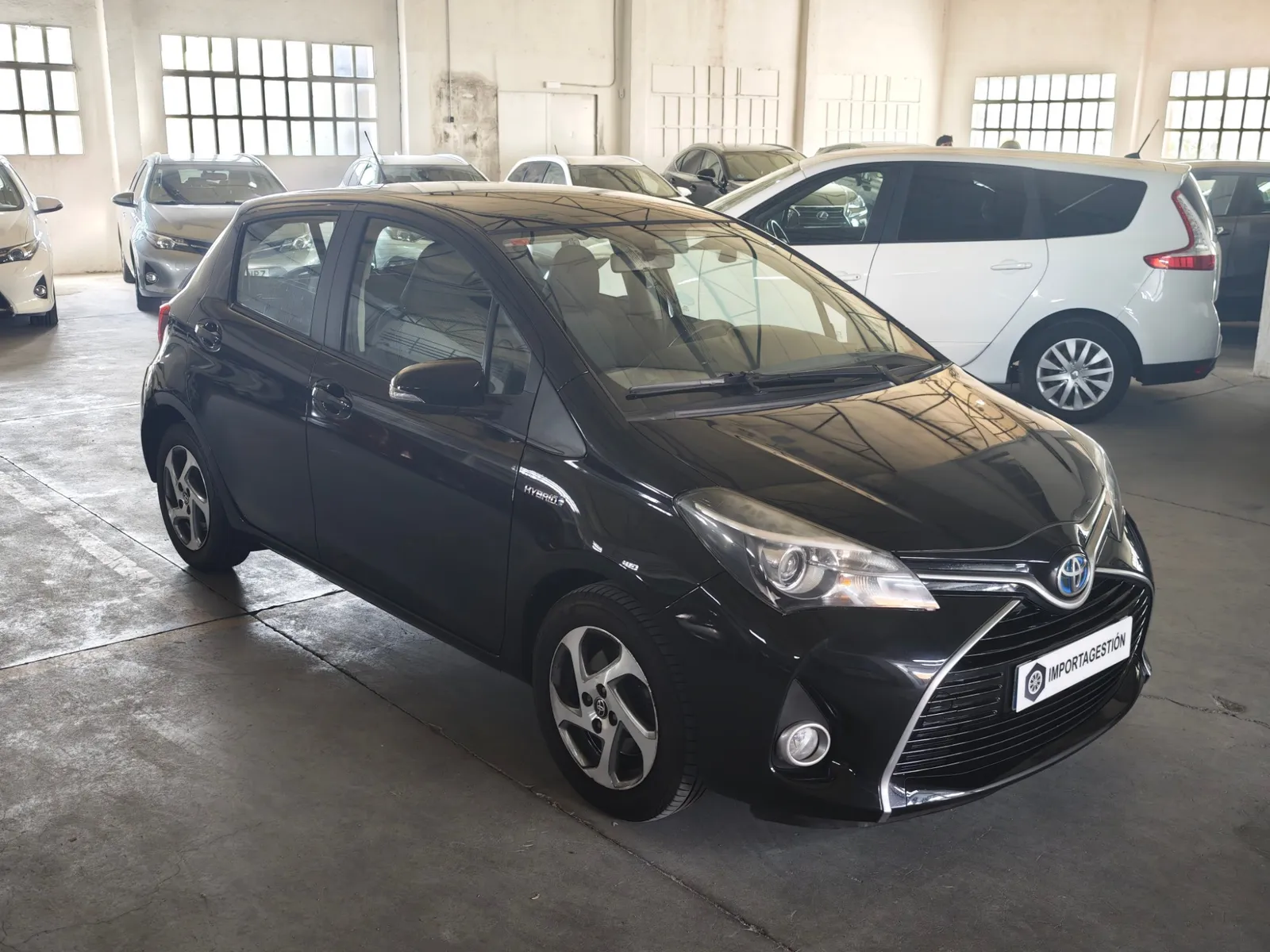 Toyota Yaris Hybrid Active