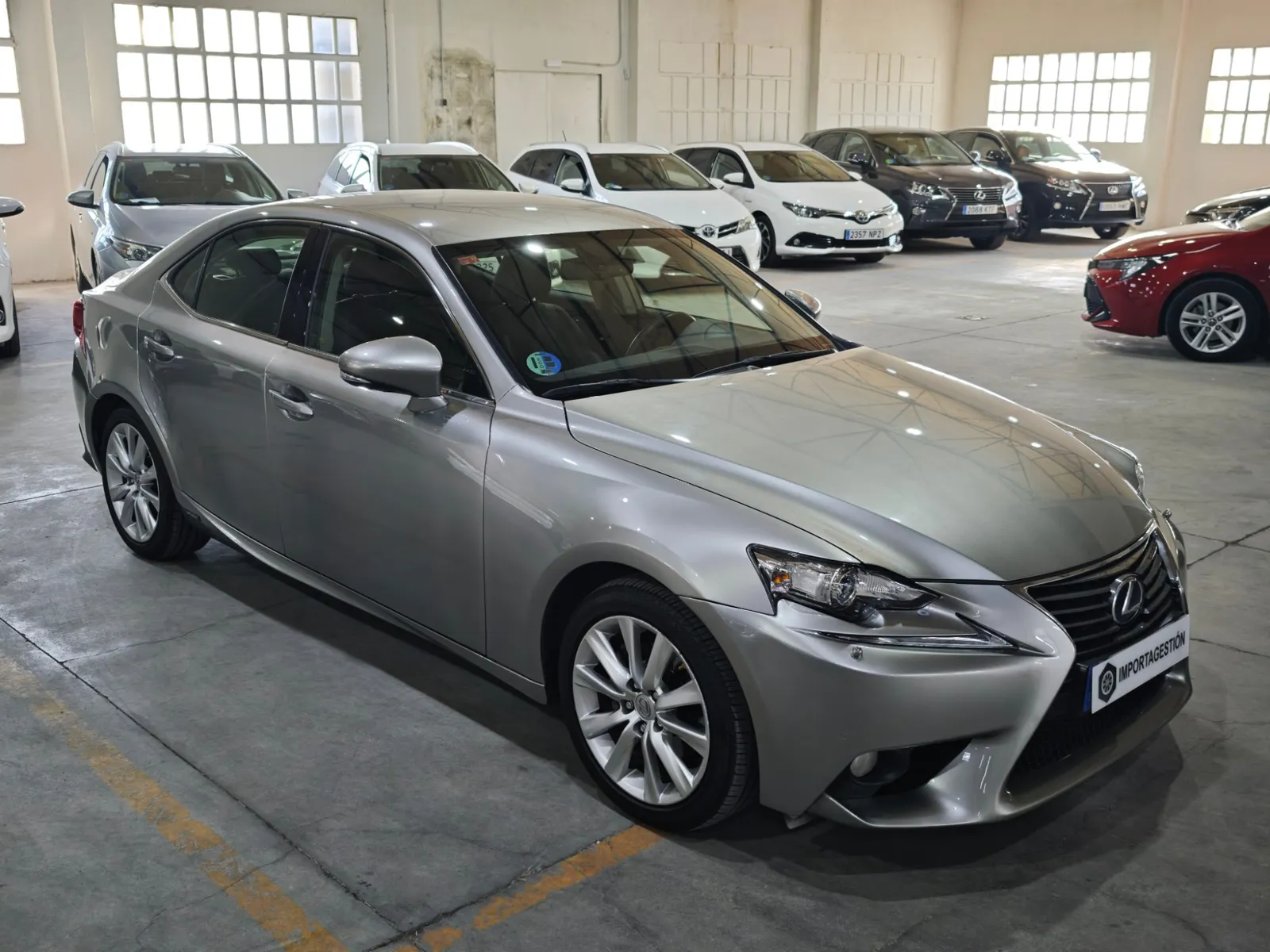Lexus IS 300h Hybrid Drive Tecno