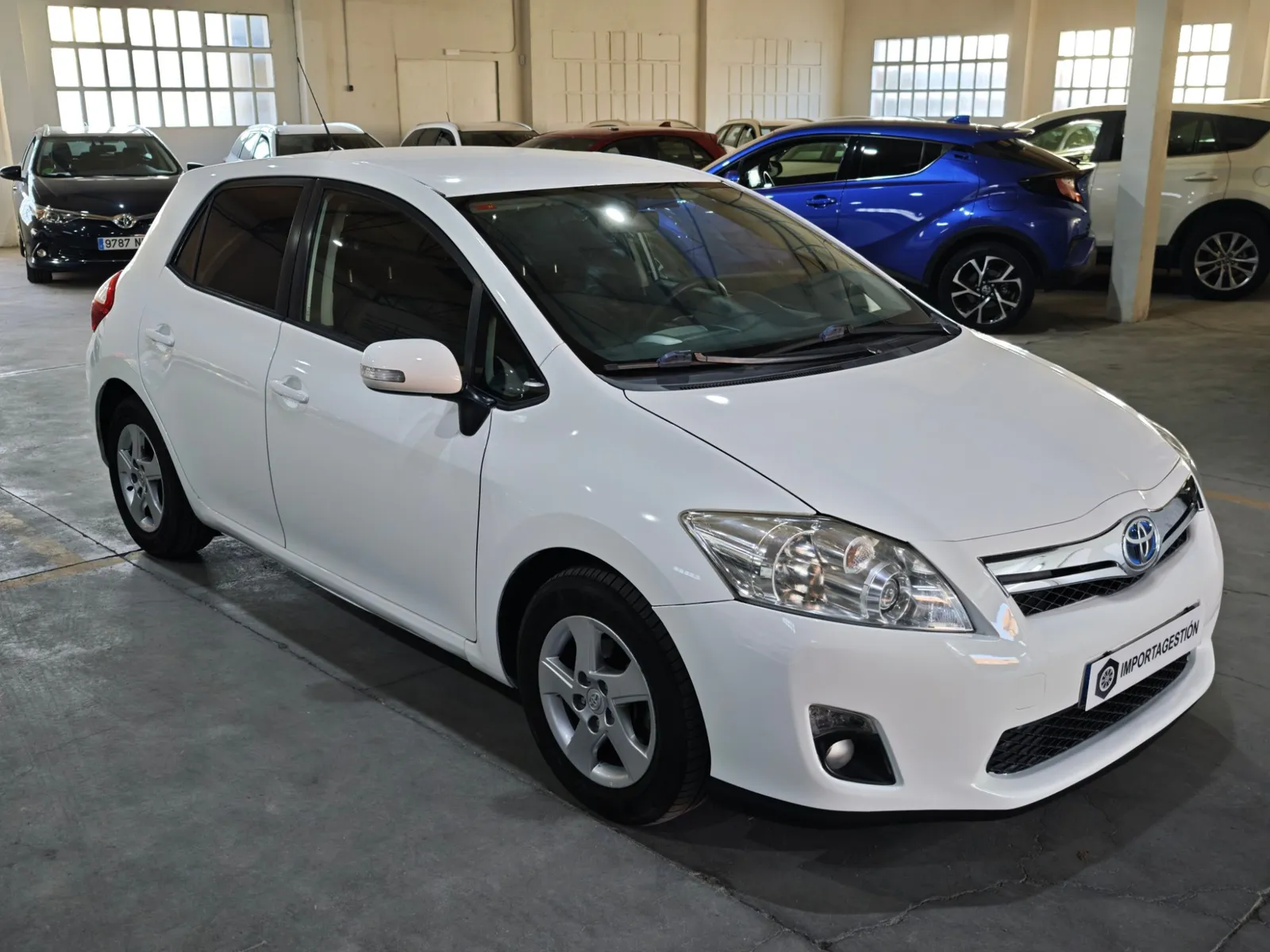 Toyota Auris 1.8 Híbrido Advance