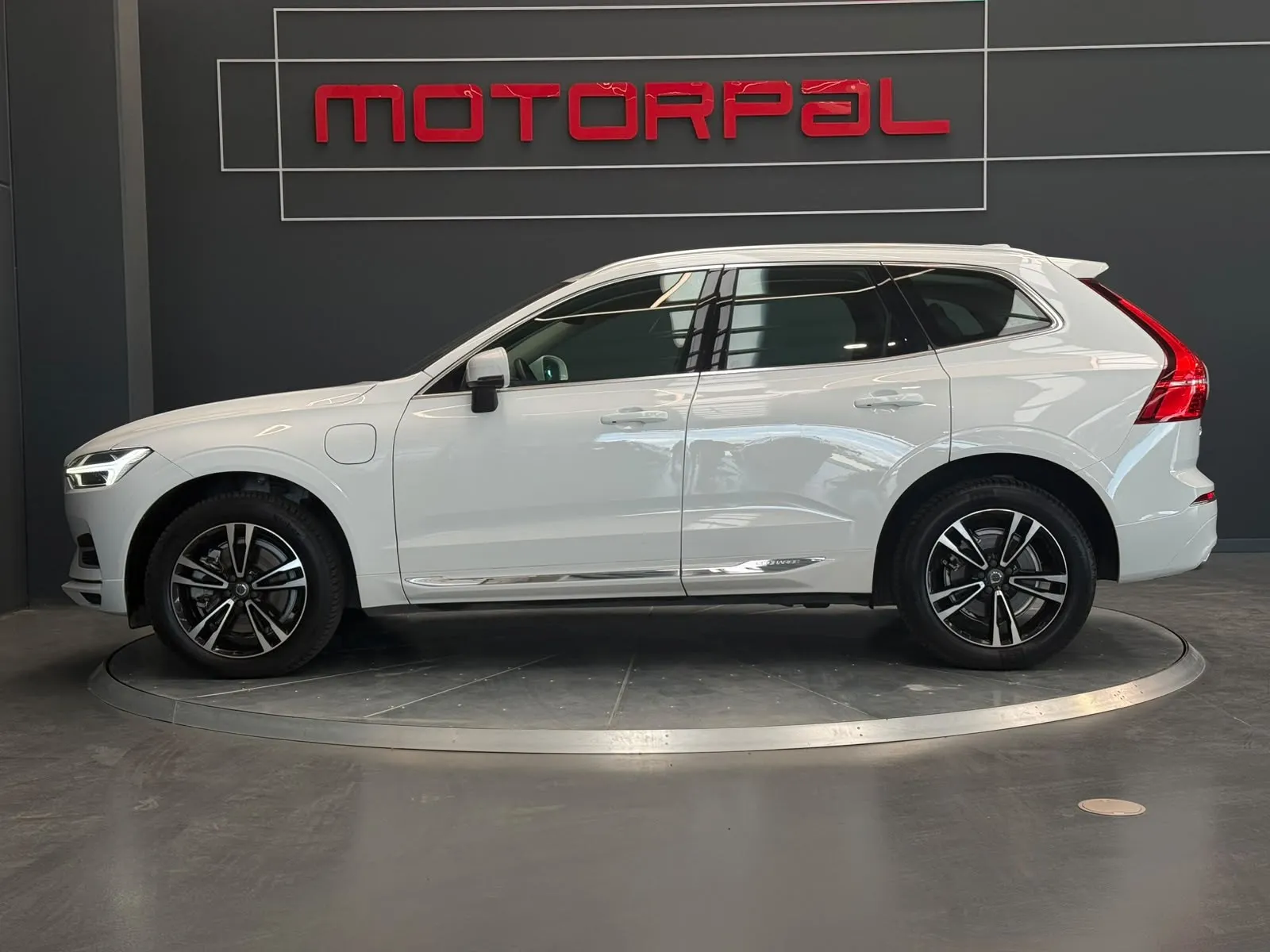 Volvo XC60 2.0 T6 AWD Recharge Inscription Exp Auto, foto 1