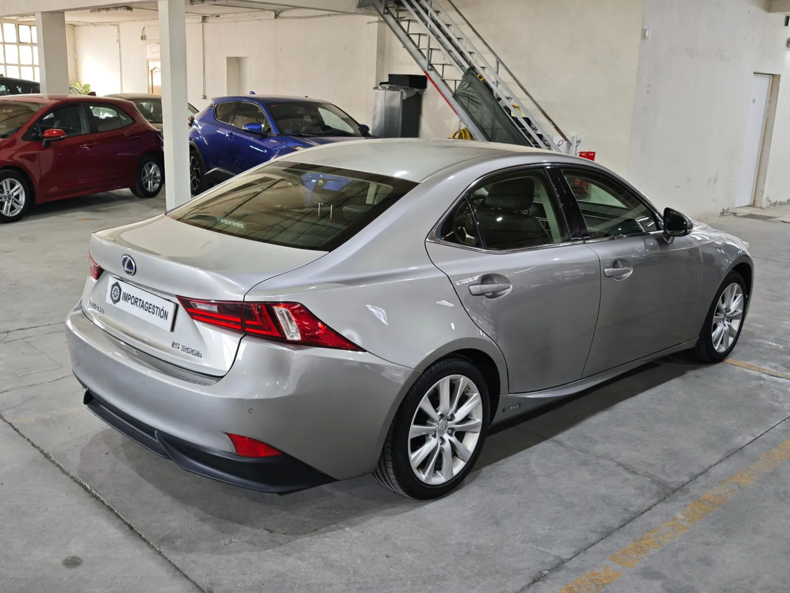 Lexus IS 300h Hybrid Drive Tecno, foto 3