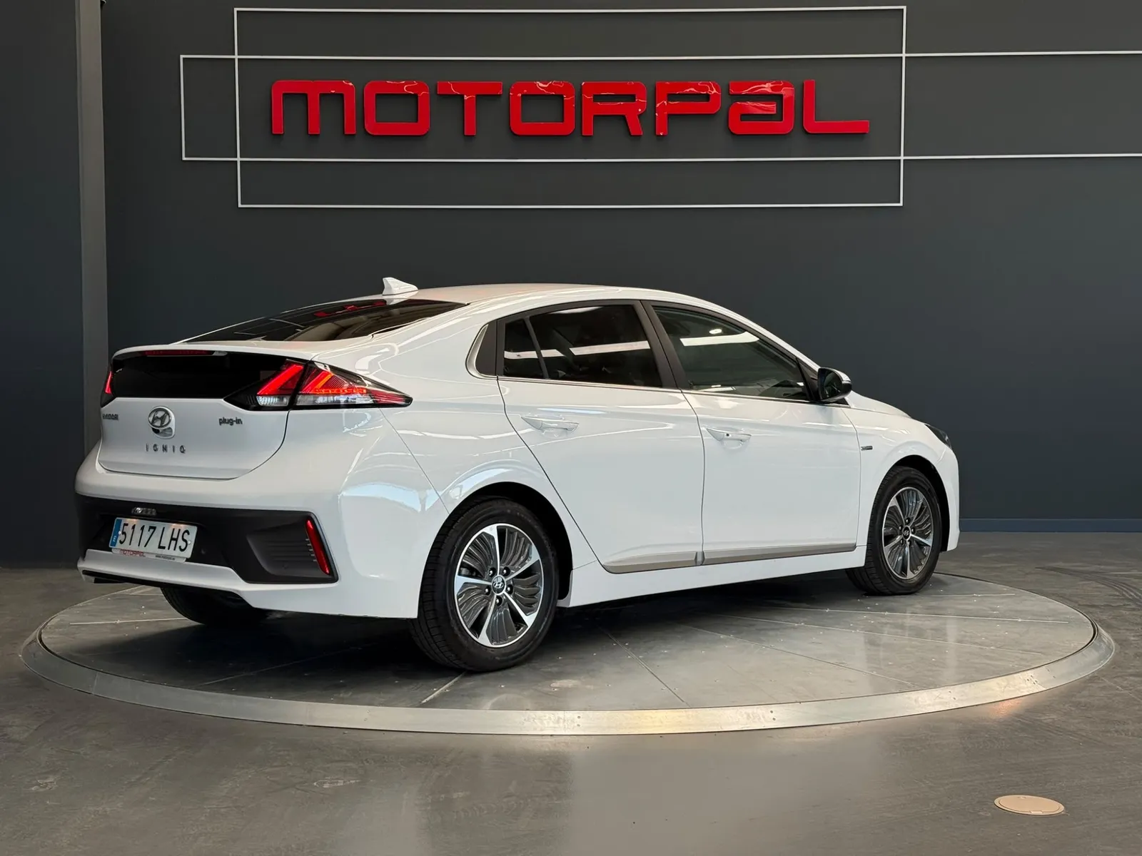 Hyundai IONIQ 1.6 GDI PHEV Tecno DCT, foto 4