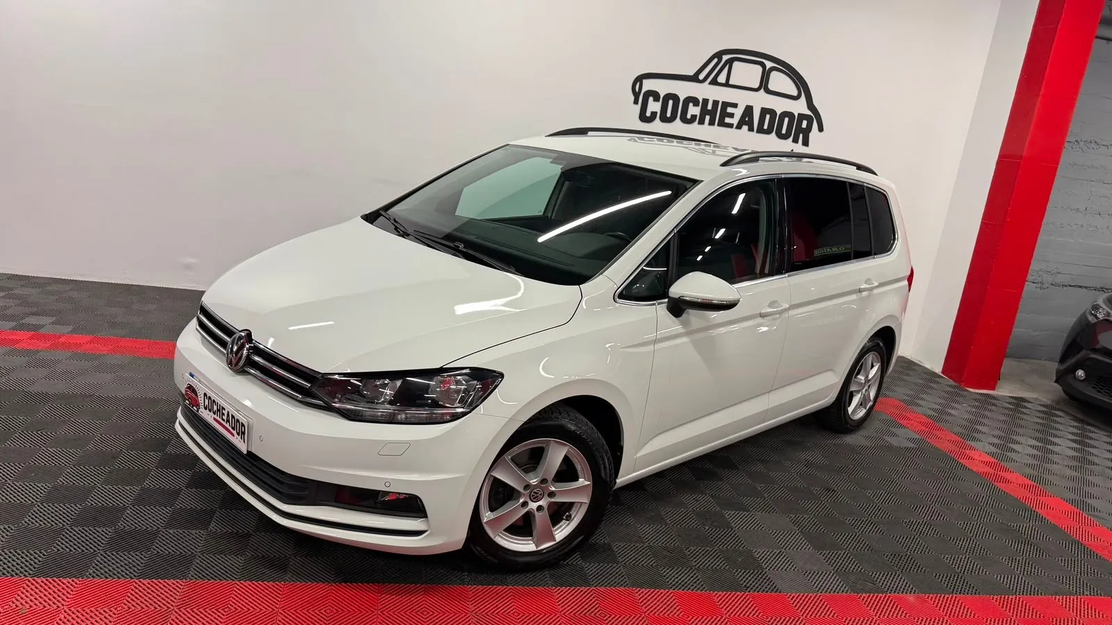 Volkswagen Touran Advance 2.0 TDI 110kW (150CV) DSG, foto 1