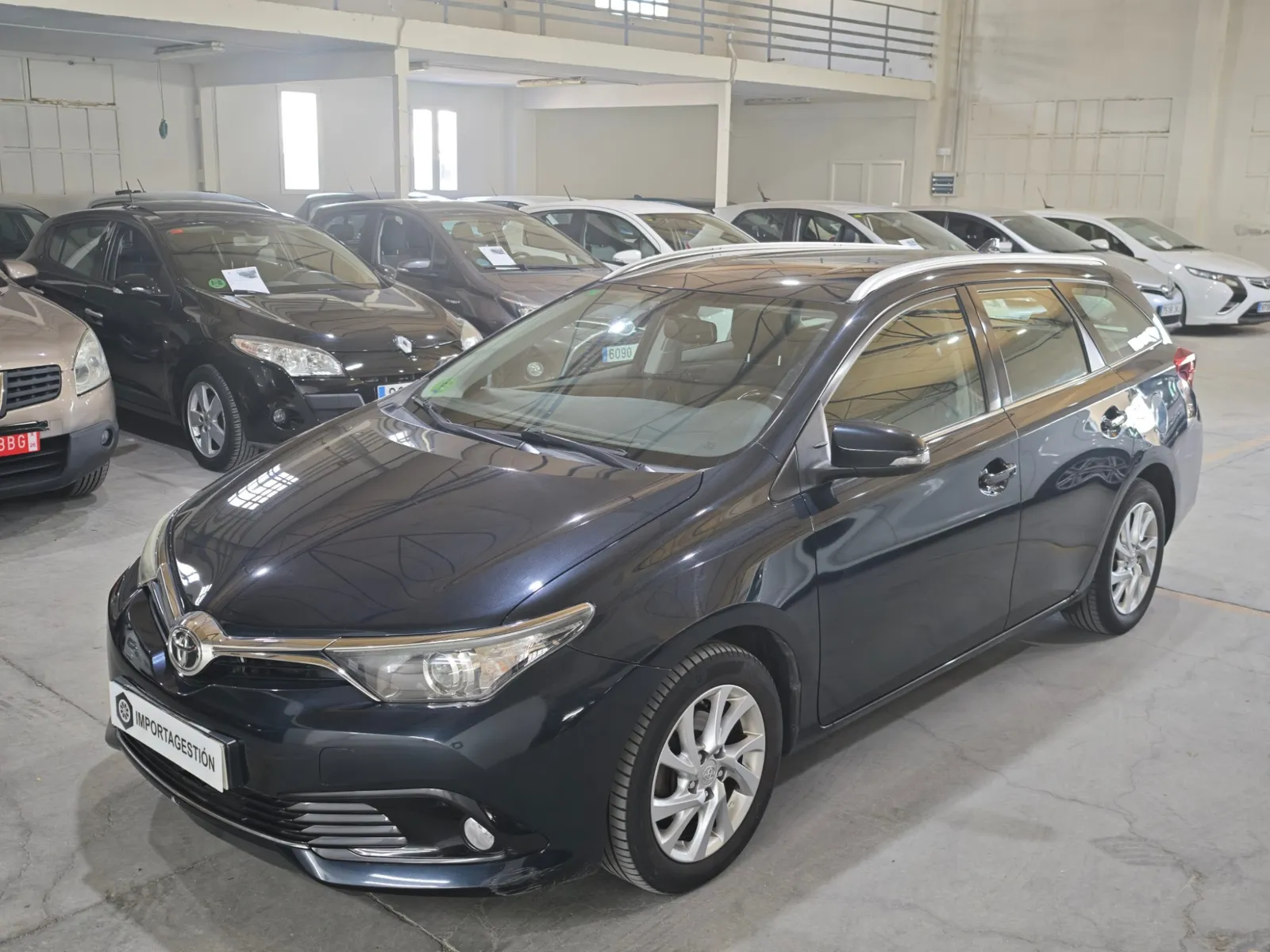 Toyota Auris 1.2 120T Active Touring Sports, foto 1