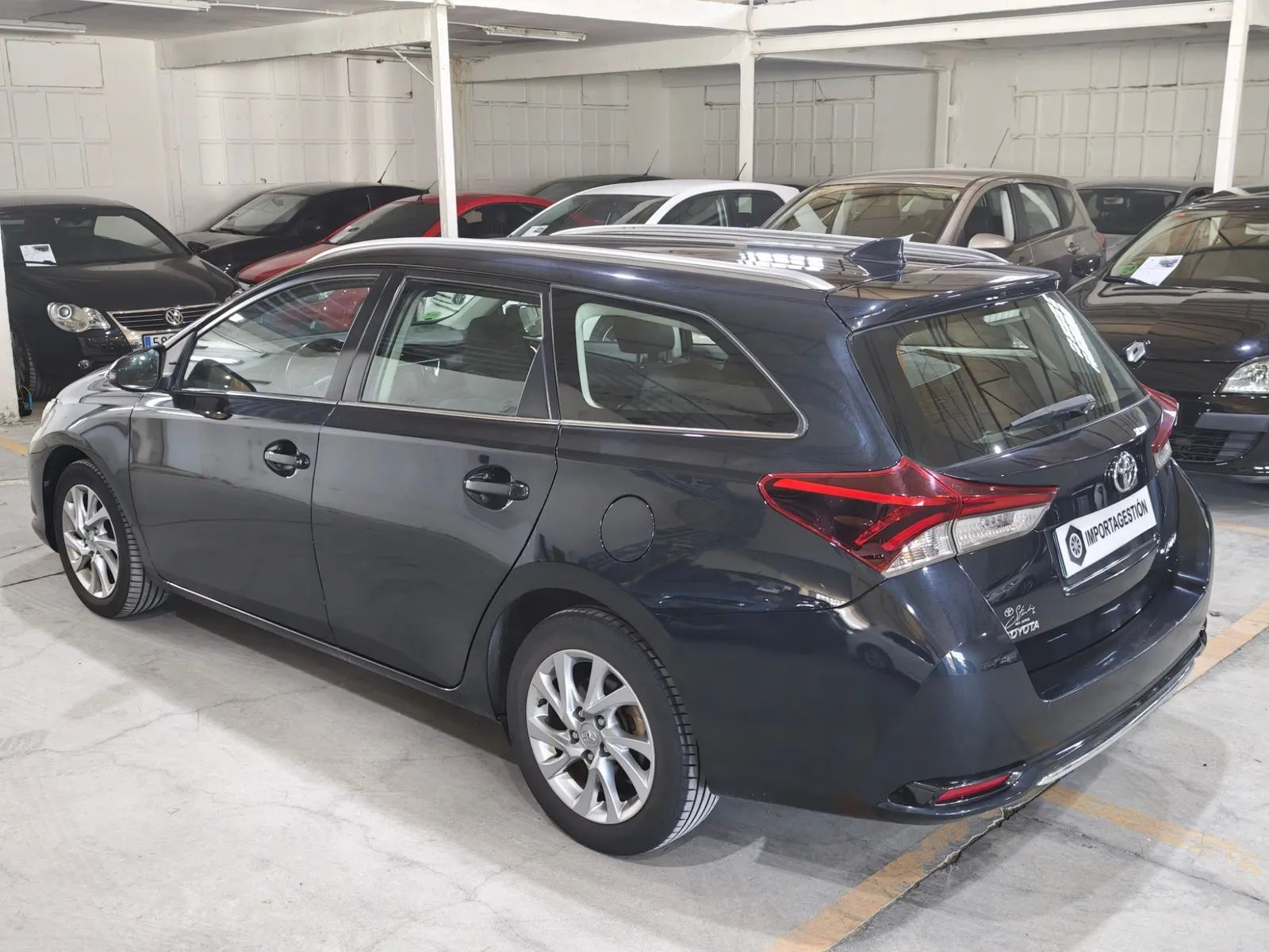 Toyota Auris 1.2 120T Active Touring Sports, foto 2