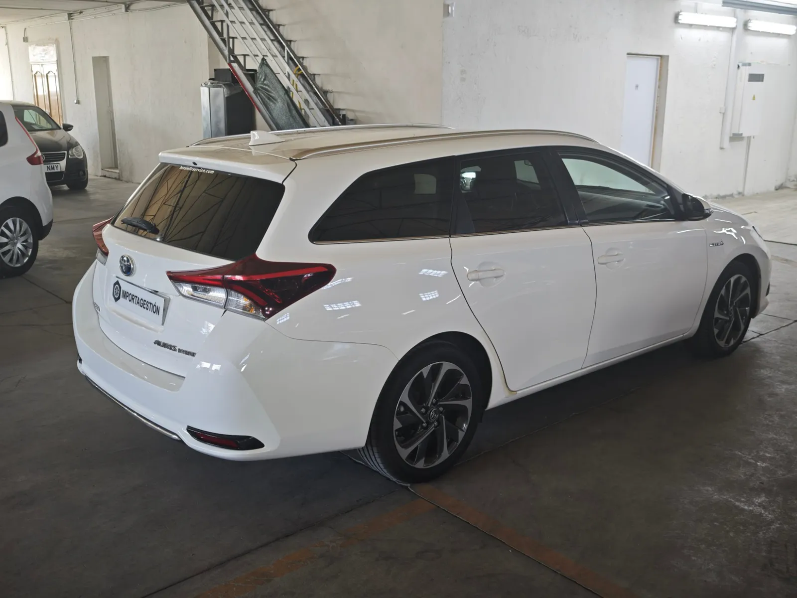 Toyota Auris 1.8 140H Active Touring Sports, foto 3