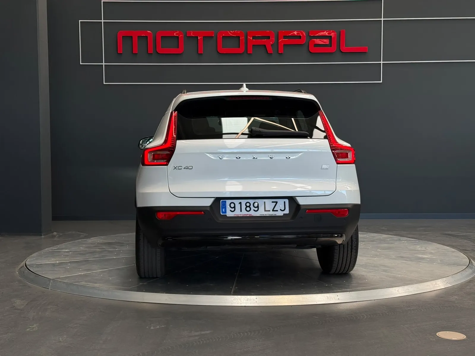 Volvo XC40 1.5 T5 Recharge PHEV Plus Dark Auto, foto 3